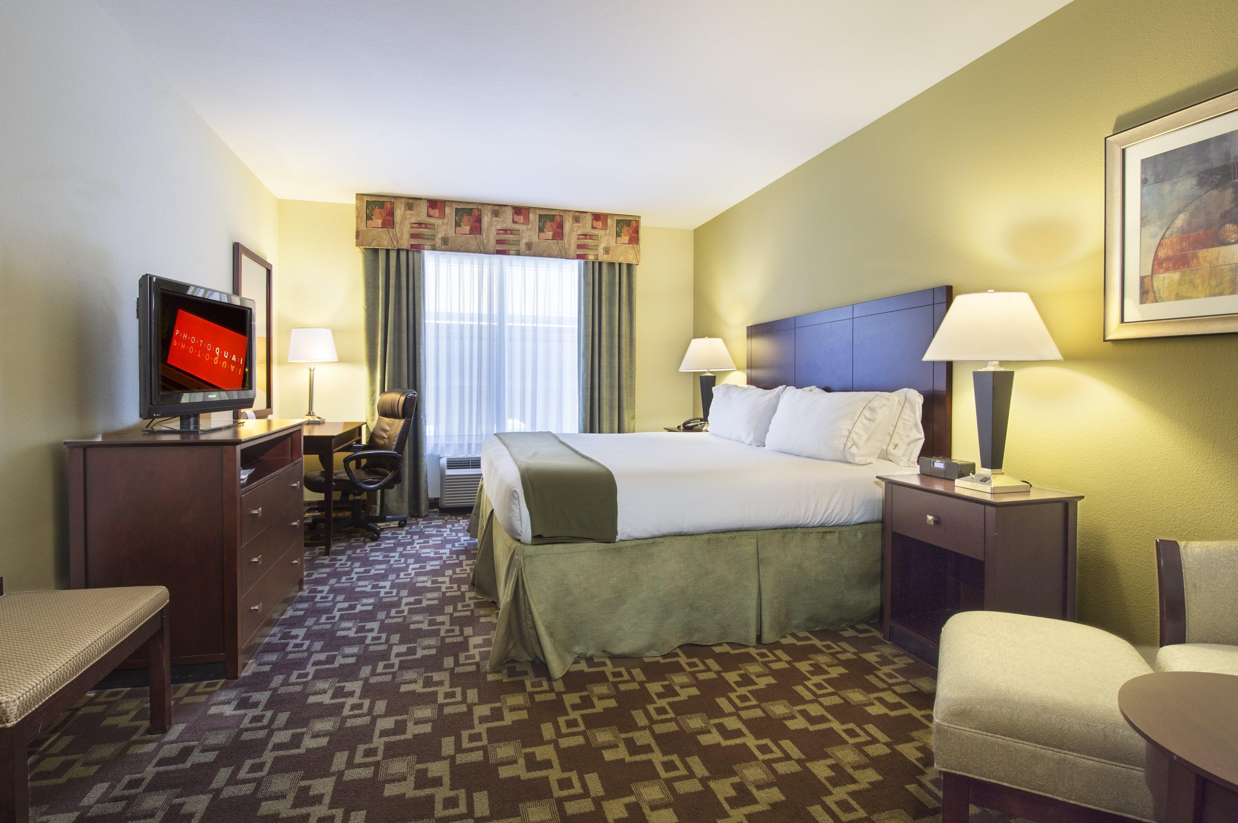 Express & West By Ihg