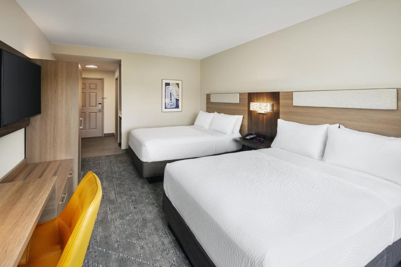 Express & West By Ihg